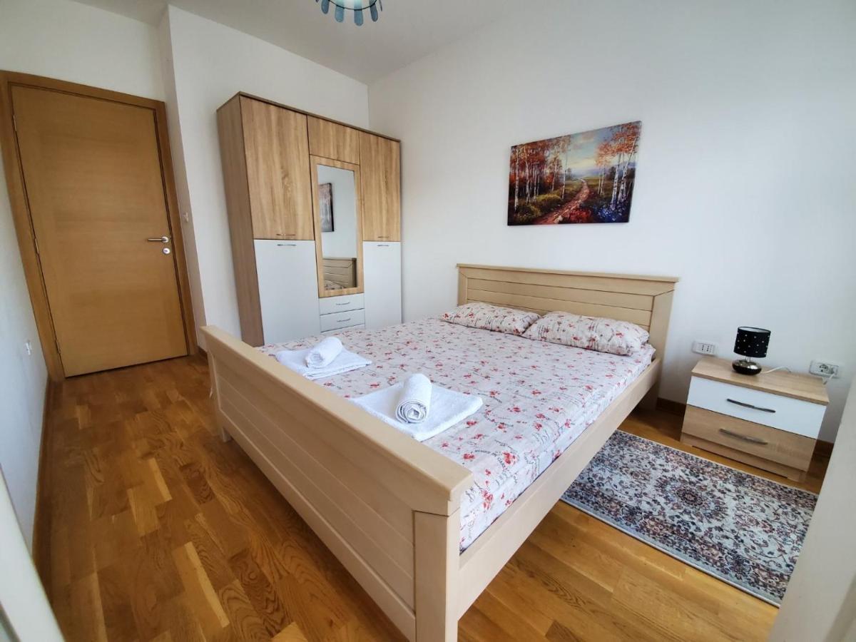 Gran Premium Lejlighed Podgorica Eksteriør billede